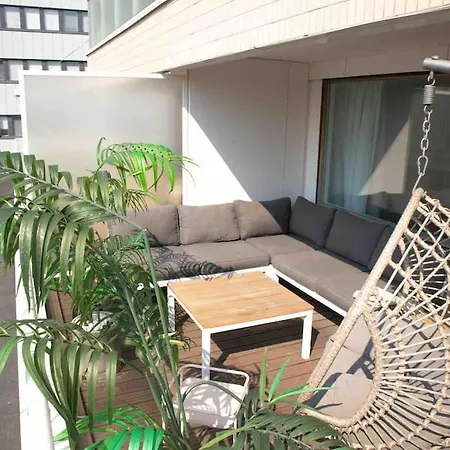 Riverside Studio With Terrace And Free Parking Turku